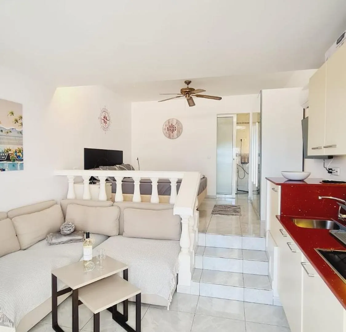 Beachhouse La Palma Costa Calma 0*,